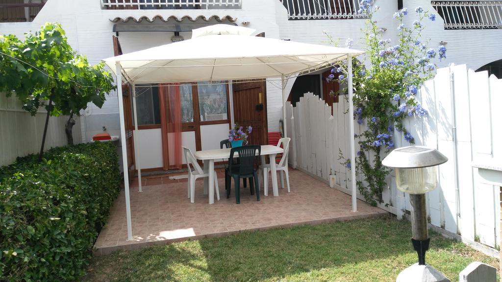 Appartamenti In Villa Nicanda Porto Columbu - Perd'E Sali Extérieur photo