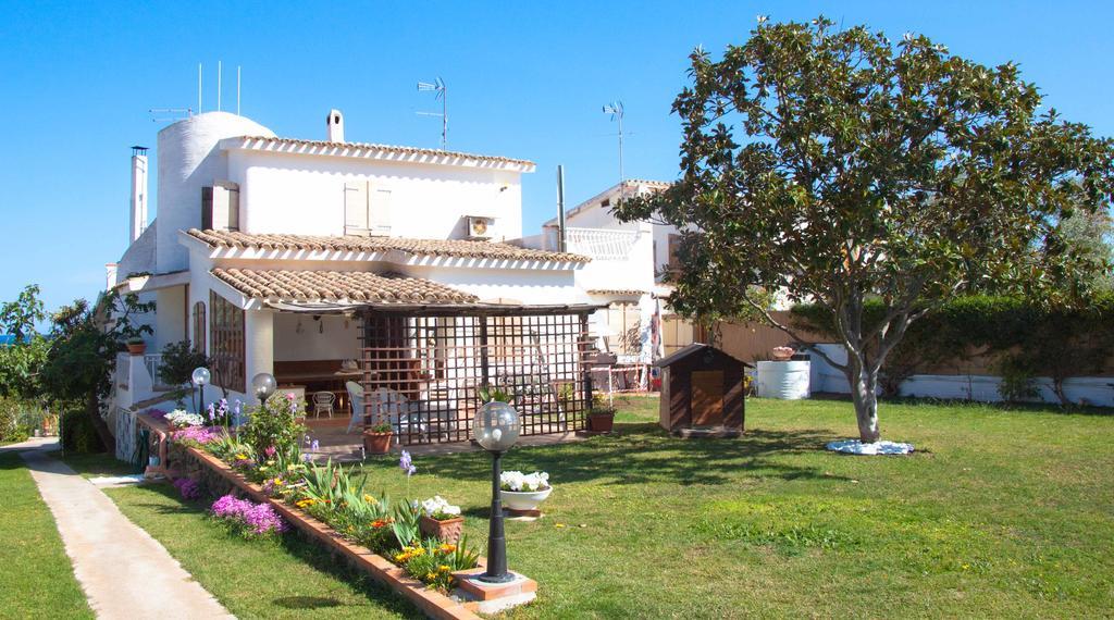 Appartamenti In Villa Nicanda Porto Columbu - Perd'E Sali Extérieur photo