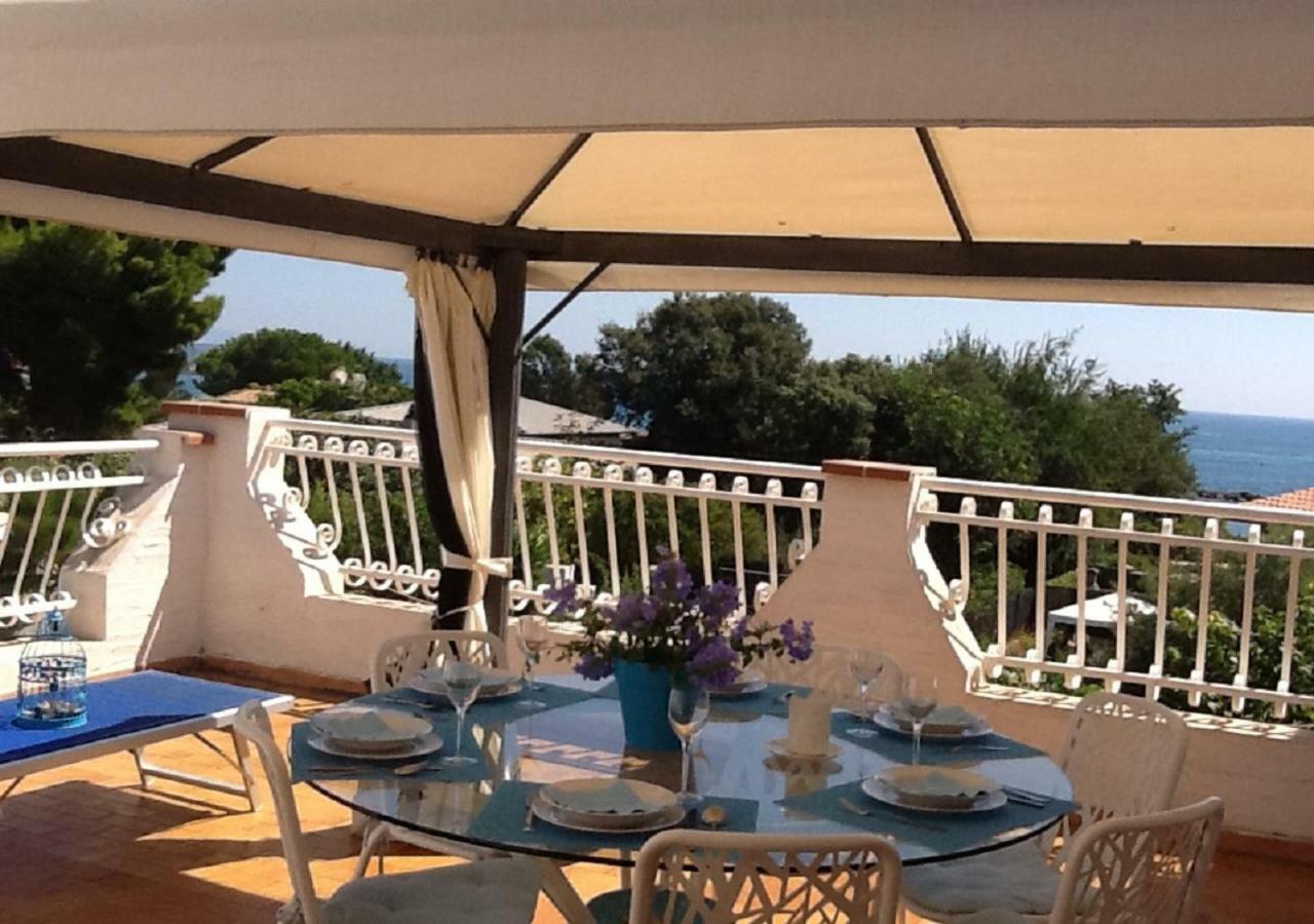 Appartamenti In Villa Nicanda Porto Columbu - Perd'E Sali Extérieur photo