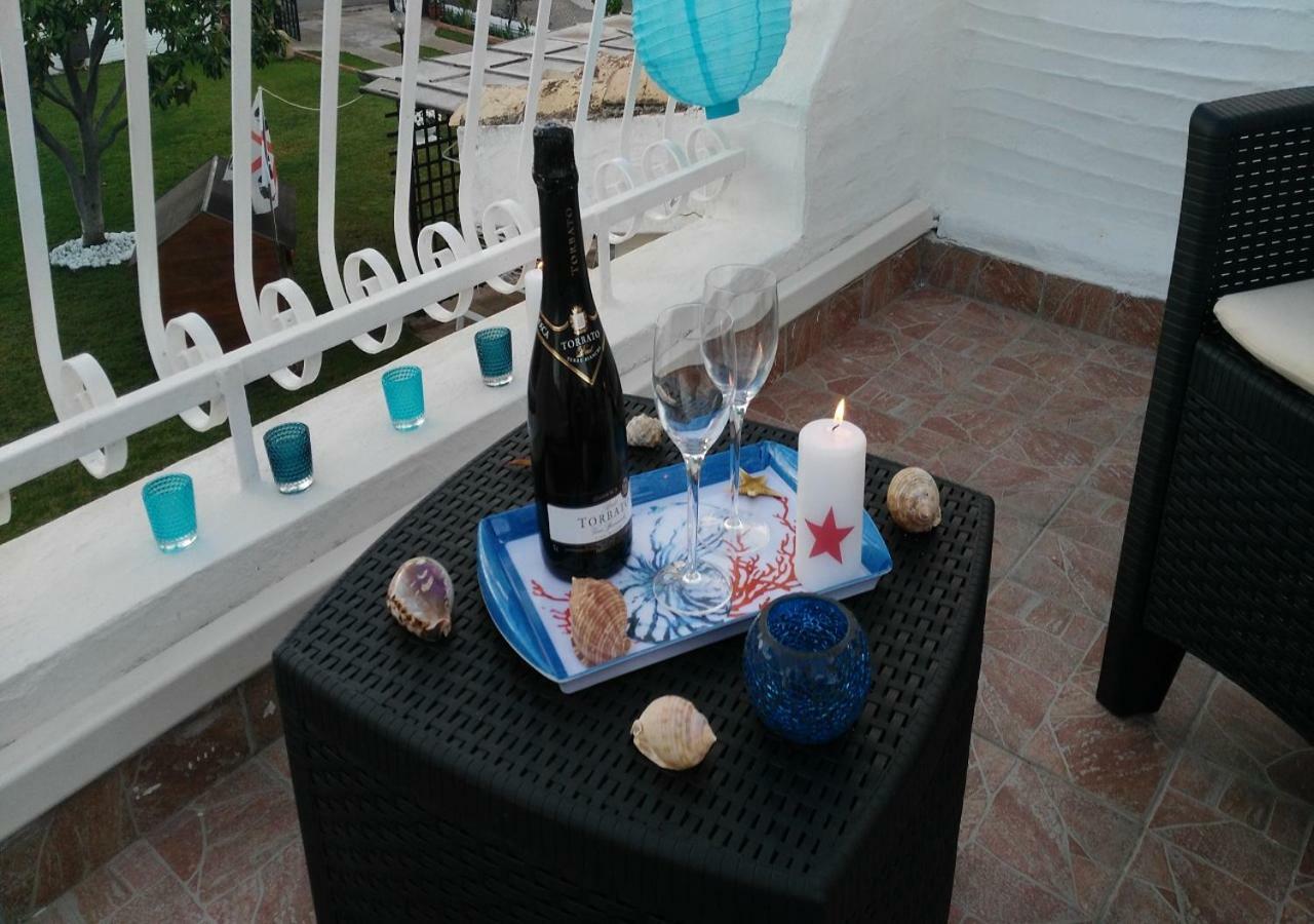 Appartamenti In Villa Nicanda Porto Columbu - Perd'E Sali Extérieur photo