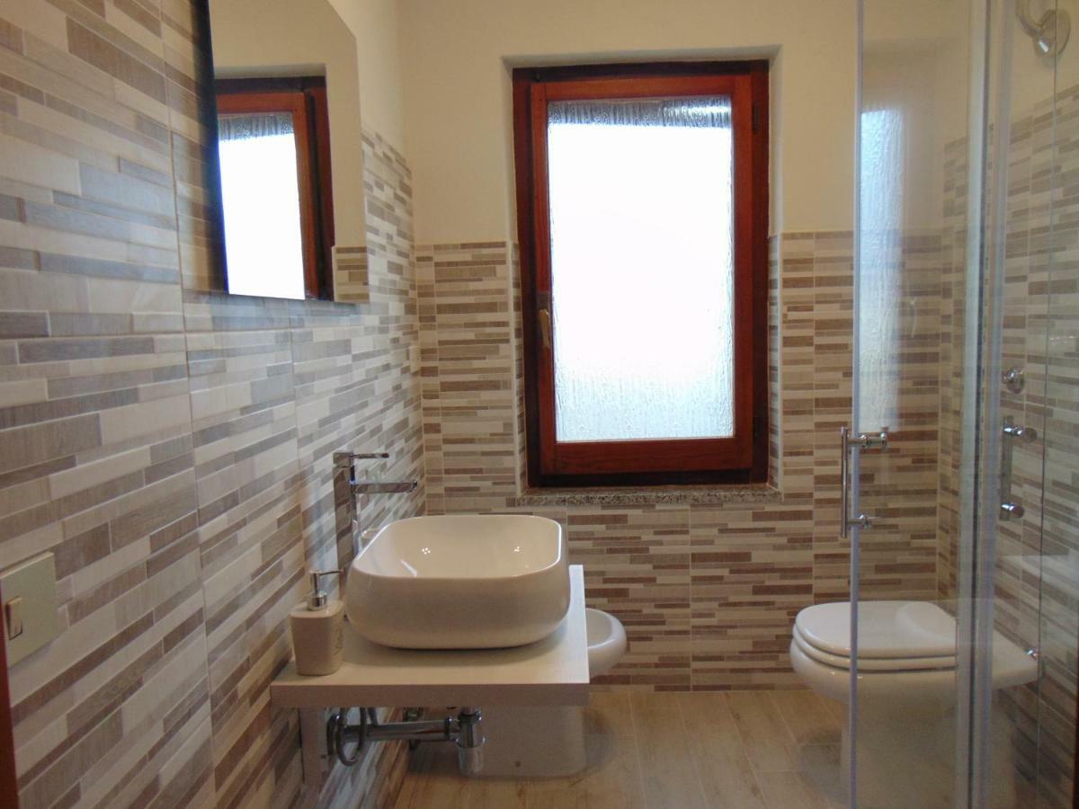 Appartamenti In Villa Nicanda Porto Columbu - Perd'E Sali Extérieur photo